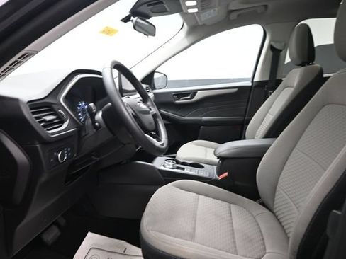 Certified 2022 Ford Escape SE w/ SE Sport Appearance Package AWD/4WD image 9