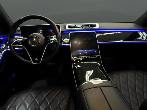 Used 2022 Mercedes-Benz S 580 S 580 w/ AMG Line Package image 29