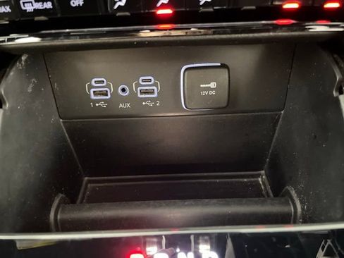 Used 2024 Jeep Grand Cherokee L Laredo RWD image 29