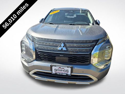 Used 2023 Mitsubishi Outlander SE AWD/4WD image 2