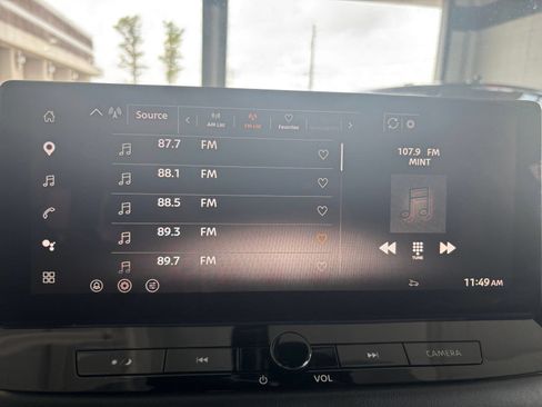 Used 2025 Kia Soul LX w/ LX Technology Package FWD image 20