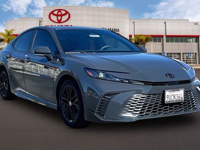 Used 2025 Toyota Camry SE