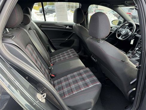 Used 2017 Volkswagen GTI S image 12