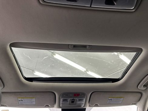 Used 2023 Kia Telluride EX w/ EX Captain's Chair Package image 24