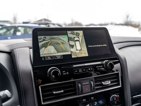 Used 2024 INFINITI QX80 Luxe image 35