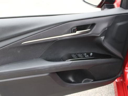 Used 2025 Toyota Camry LE image 13