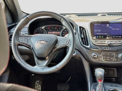 Used 2022 Chevrolet Equinox RS w/ RS Leather Package FWD image 23
