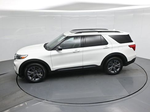 Certified 2023 Ford Explorer XLT w/ Equipment Group 202A image 47