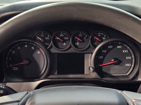 Used 2021 Chevrolet Silverado 1500 Custom Trail Boss image 15