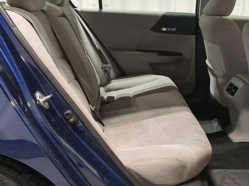 Used 2015 Honda Accord EX image 28