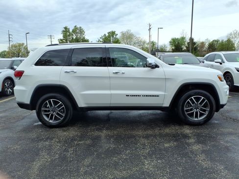 Used 2022 Jeep Grand Cherokee Limited image 30