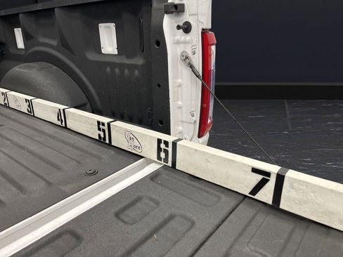 Certified 2022 Ford F150 Lariat w/ Equipment Group 501A Mid image 16