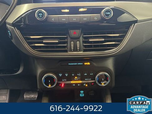 Used 2023 Ford Escape Active image 3