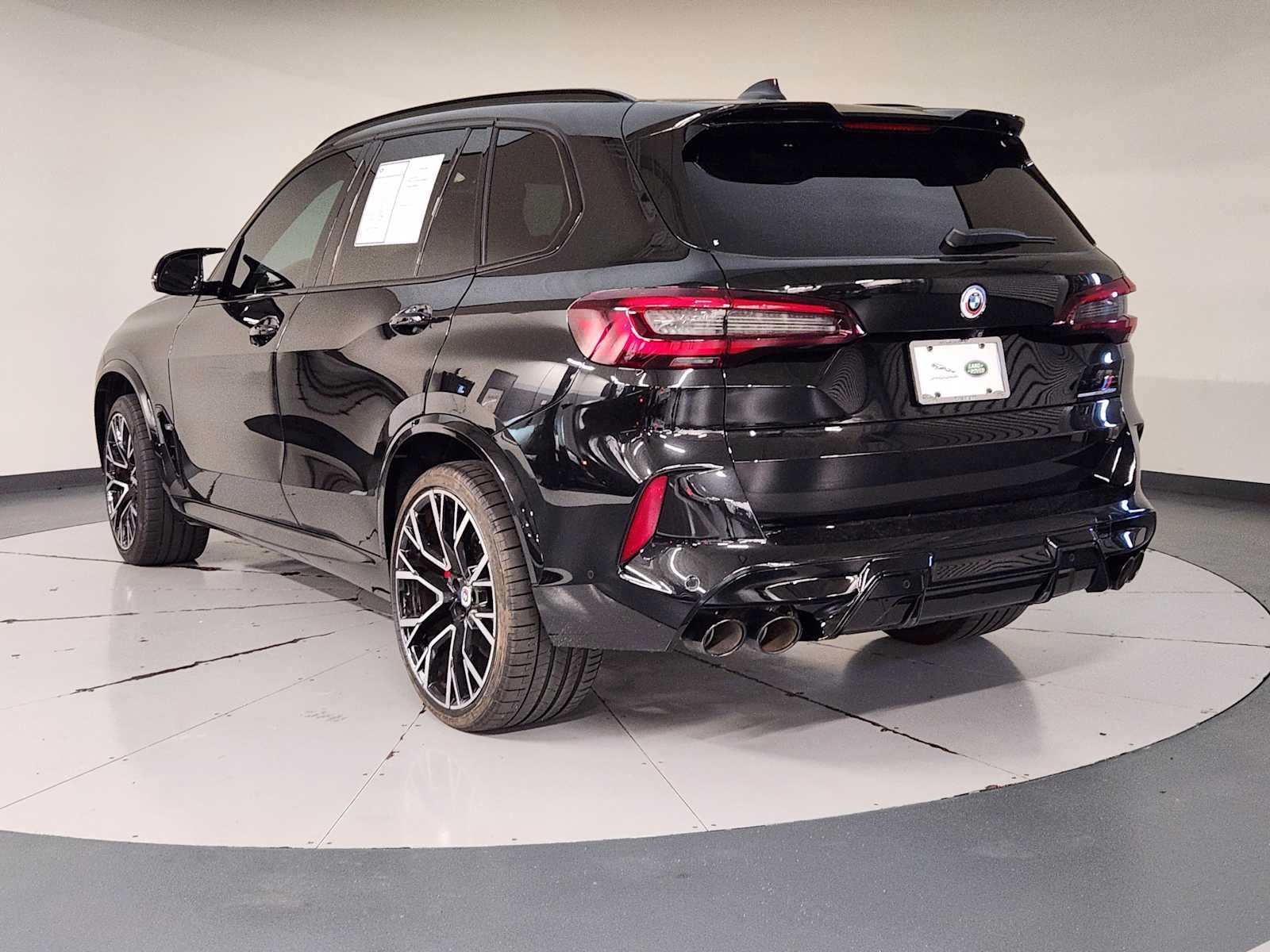 Used 2023 BMW X5 M w/ Competition Package AWD/4WD image 6