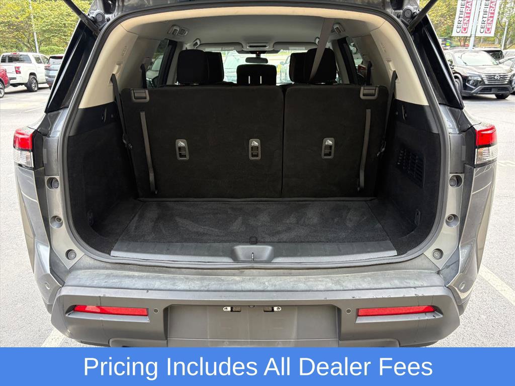 Used 2025 Nissan Pathfinder S AWD/4WD image 26