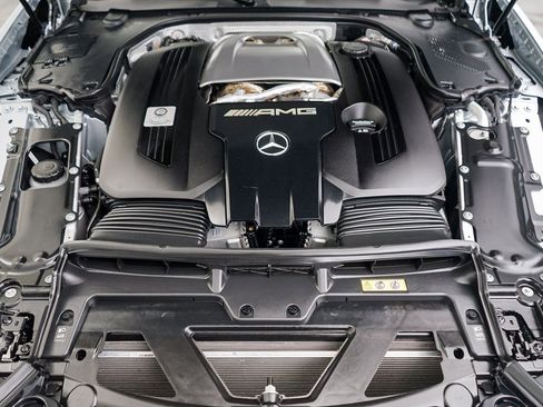 Used 2024 Mercedes-Benz SL 55 AMG 4MATIC image 42