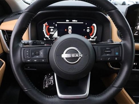 Certified 2023 Nissan Rogue Platinum image 12