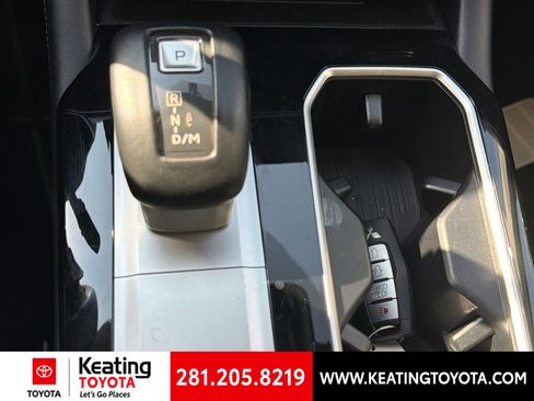 Used 2025 Mitsubishi Outlander SE AWD/4WD image 17