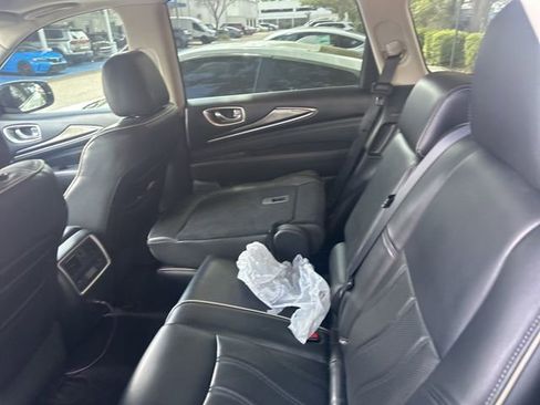 Used 2017 INFINITI QX60 Base w/ Premium Plus Package image 21