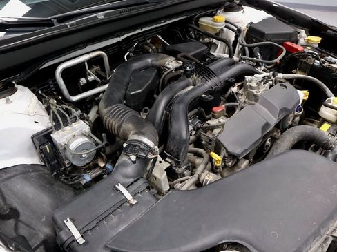 Used 2017 Subaru Outback 2.5i Premium image 18