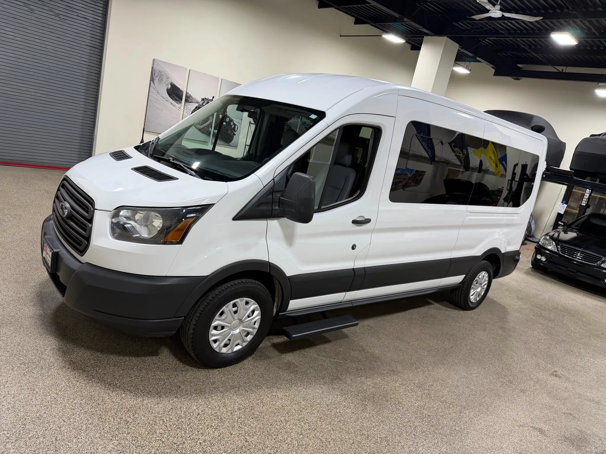 Used 2015 Ford Transit 250 148 Medium Roof RWD image 10