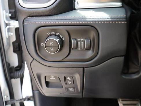 Used 2025 RAM 1500 Tungsten AWD/4WD image 16