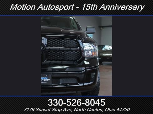 Used 2019 RAM 1500 Classic SLT w/ Black Appearance Group image 6