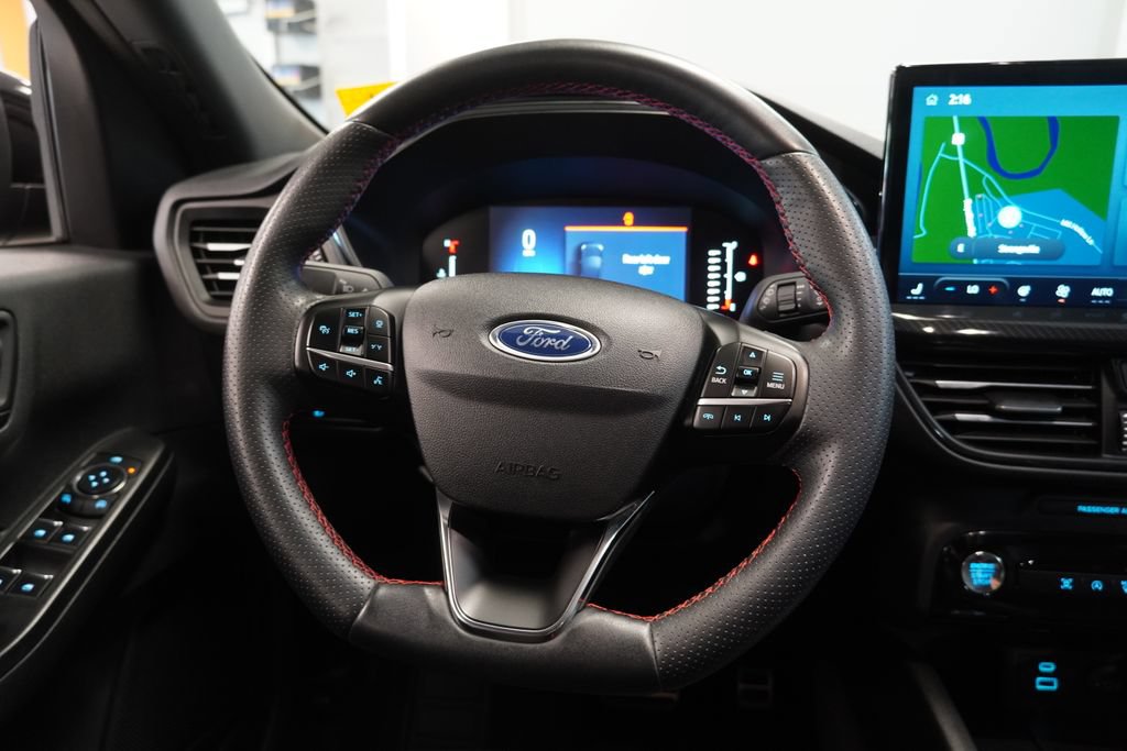 Used 2023 Ford Escape ST-Line Select w/ Tech Pack #1 AWD/4WD image 18