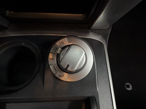 Used 2017 Toyota 4Runner Limited image 28