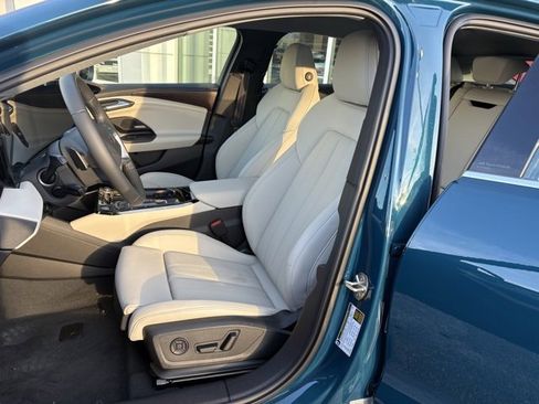 New 2025 Audi A6 e-tron Premium Plus image 9