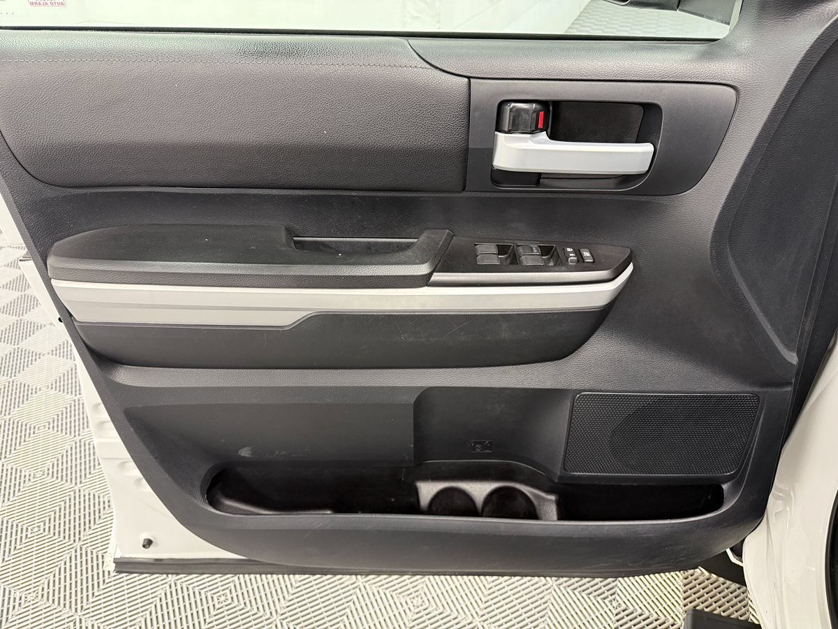 Used 2019 Toyota Tundra SR5 AWD/4WD image 10