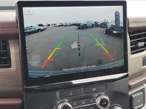 Used 2022 Ford Expedition Max Limited image 11