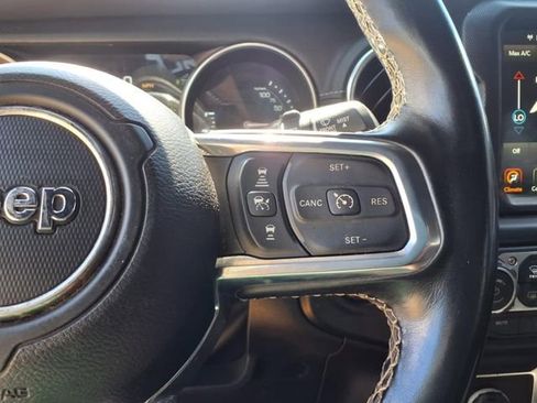 Certified 2022 Jeep Wrangler Unlimited Sahara 4xe w/ Cold Weather Group image 17