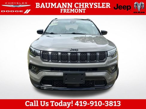 Used 2023 Jeep Compass Latitude w/ Sun and Sound Group AWD/4WD image 8