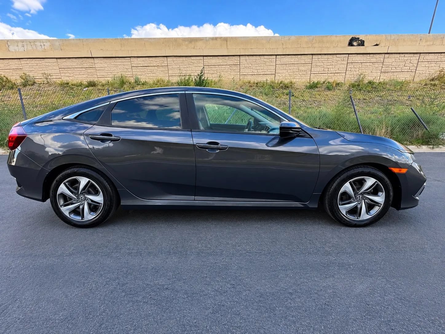 Used 2020 Honda Civic LX image 4