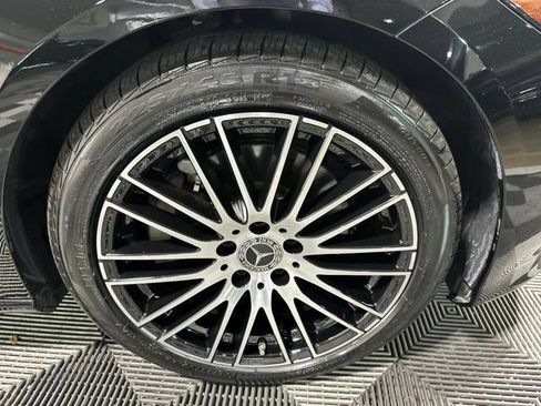 Certified 2023 Mercedes-Benz C 300 4MATIC Sedan image 31