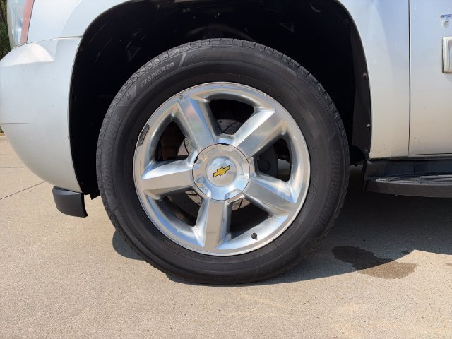 Used 2011 Chevrolet Tahoe LT AWD/4WD image 9