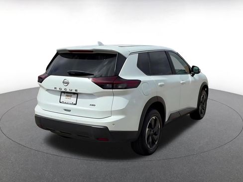 Used 2025 Nissan Rogue SV AWD/4WD image 11