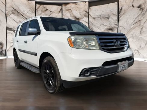 Used 2014 Honda Pilot LX image 3