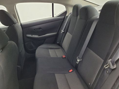 Used 2025 Nissan Sentra SV image 18