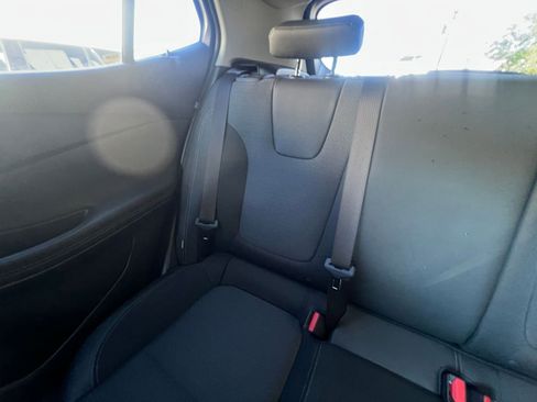 Used 2025 Buick Encore GX Preferred image 39