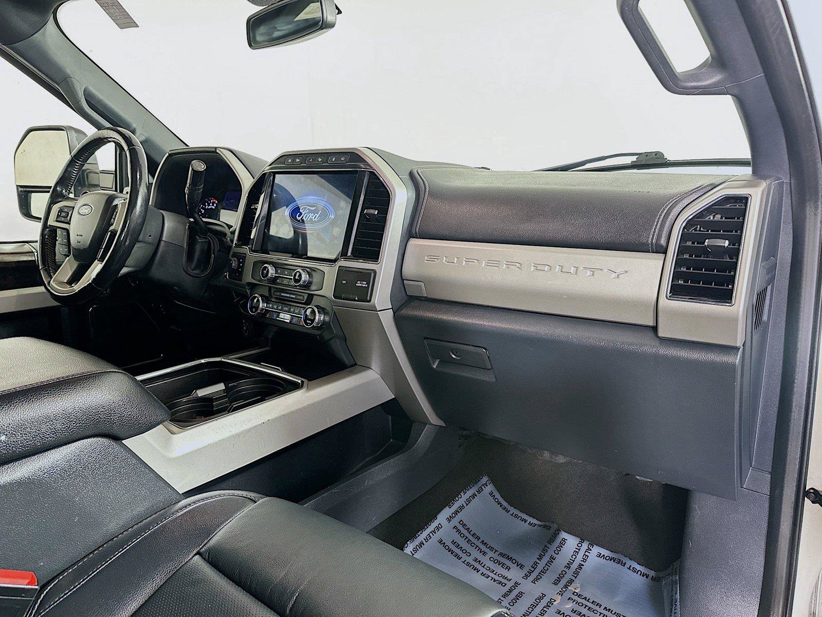 Used 2022 Ford F250 Lariat w/ Black Appearance Package AWD/4WD image 29