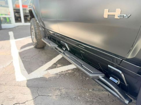 Used 2024 GMC Hummer EV 3X w/ Battery Pack, 24 Module Pack AWD/4WD image 11