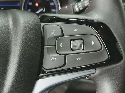 Used 2023 Buick Enclave Essence w/ Experience Buick Package FWD image 33