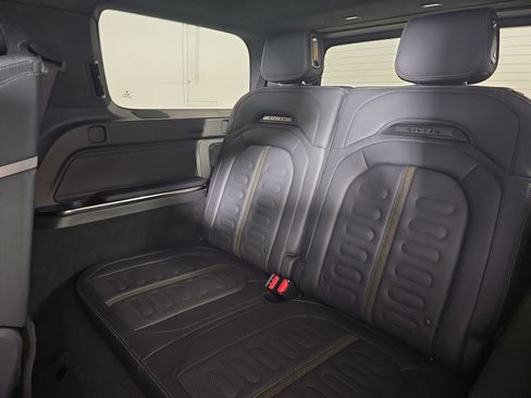 Used 2023 Rivian R1S Adventure image 34