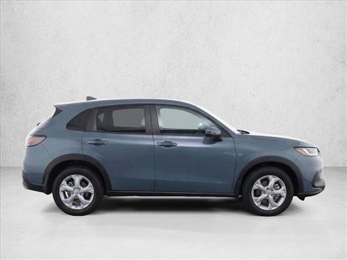 Used 2023 Honda HR-V LX image 8