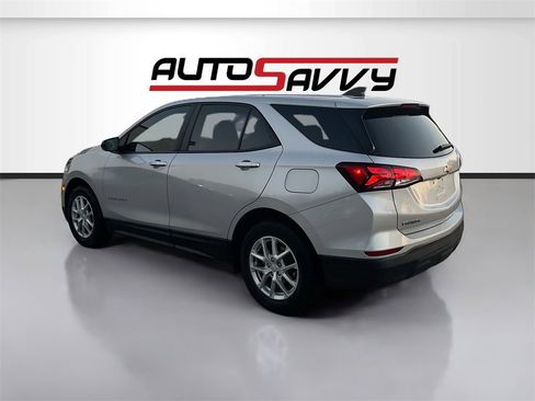 Used 2022 Chevrolet Equinox LS w/ LS Convenience Package image 5