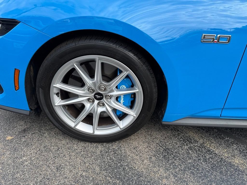 Used 2024 Ford Mustang GT Premium RWD image 11
