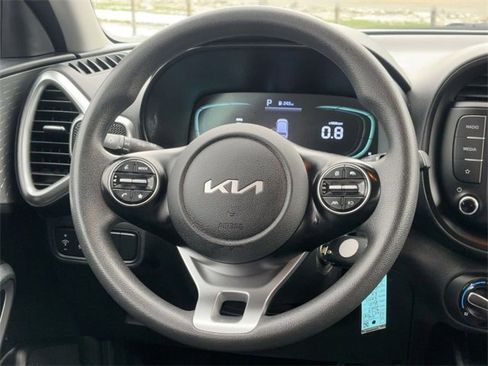 Used 2024 Kia Soul LX w/ Option Group 015 image 18