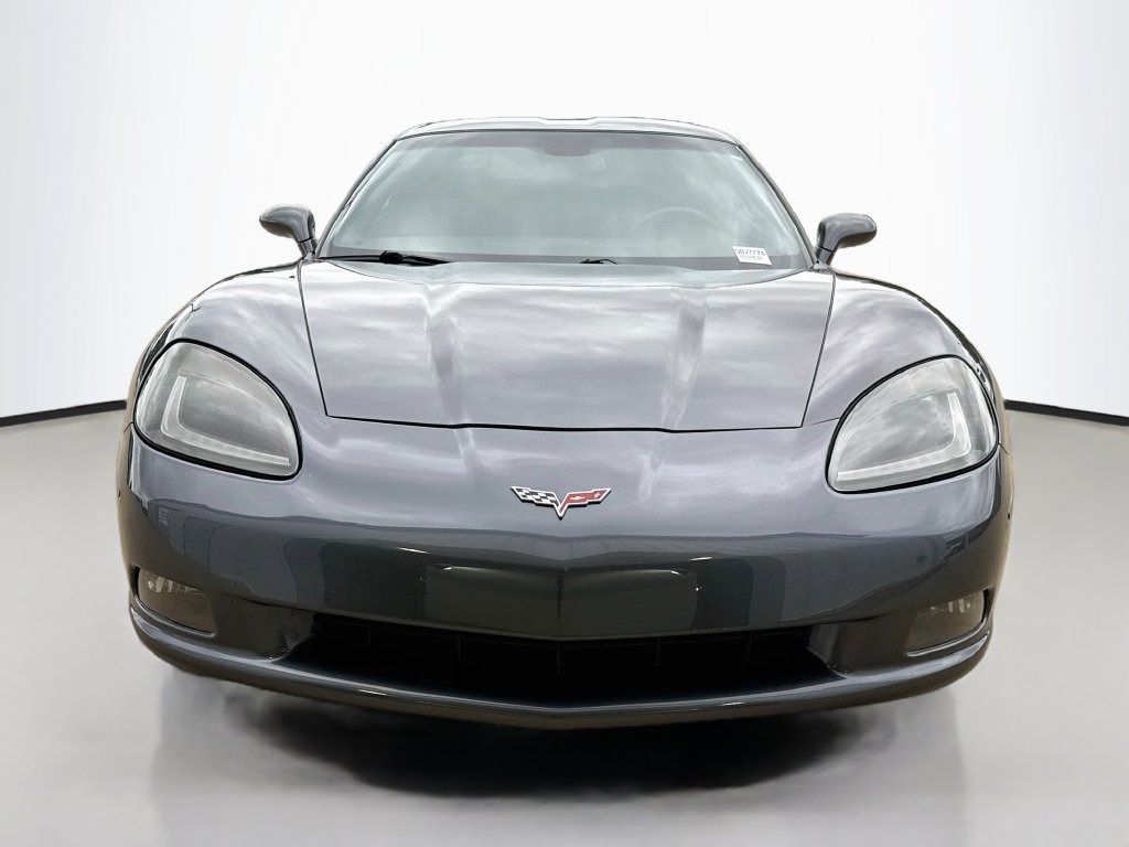 Used 2012 Chevrolet Corvette Coupe RWD image 2